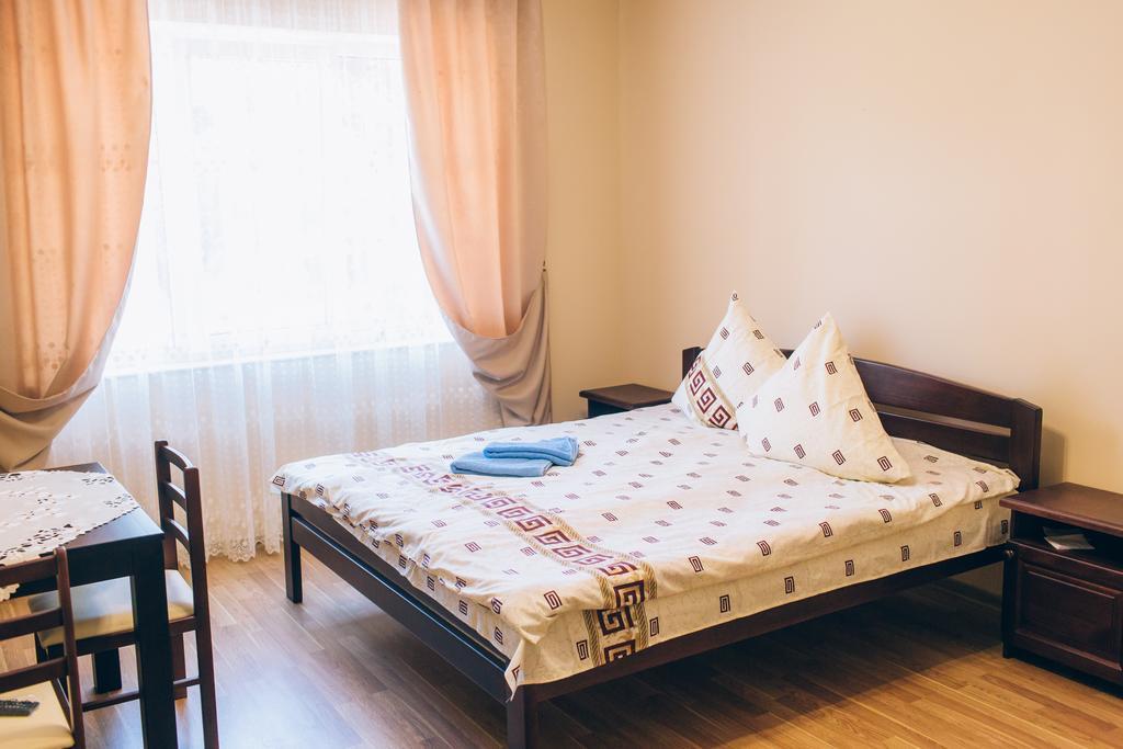Berizka Otel Perechin Dış mekan fotoğraf
